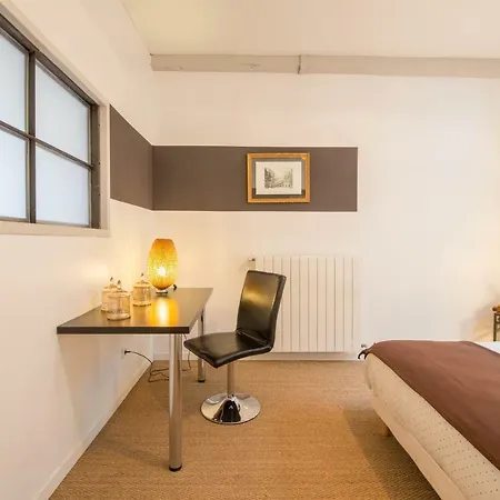 D'hotes L'ecrit Vin Bed & Breakfast Rustiques